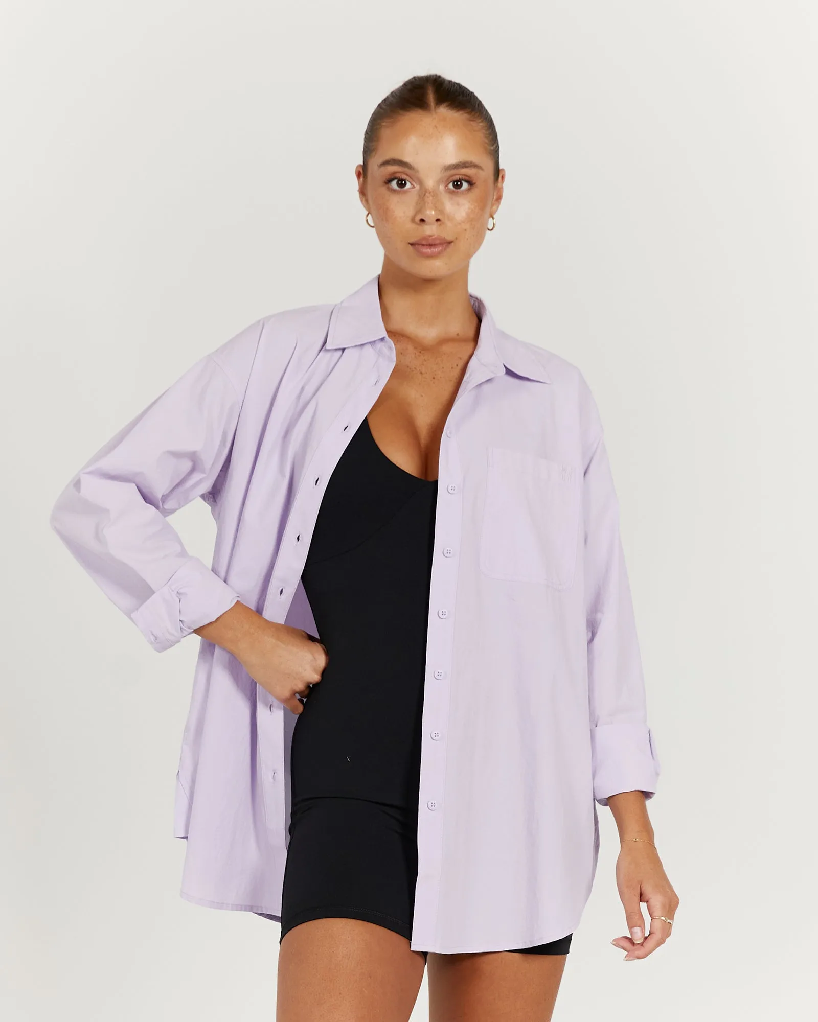 OVERSIZED BUTTON UP SHIRT - LIGHT LILAC